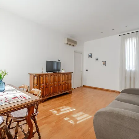 Appartement Adige Center